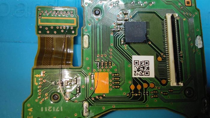 Carte électronique et sa nappe, en diagnostic